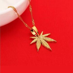 Leaf necklace